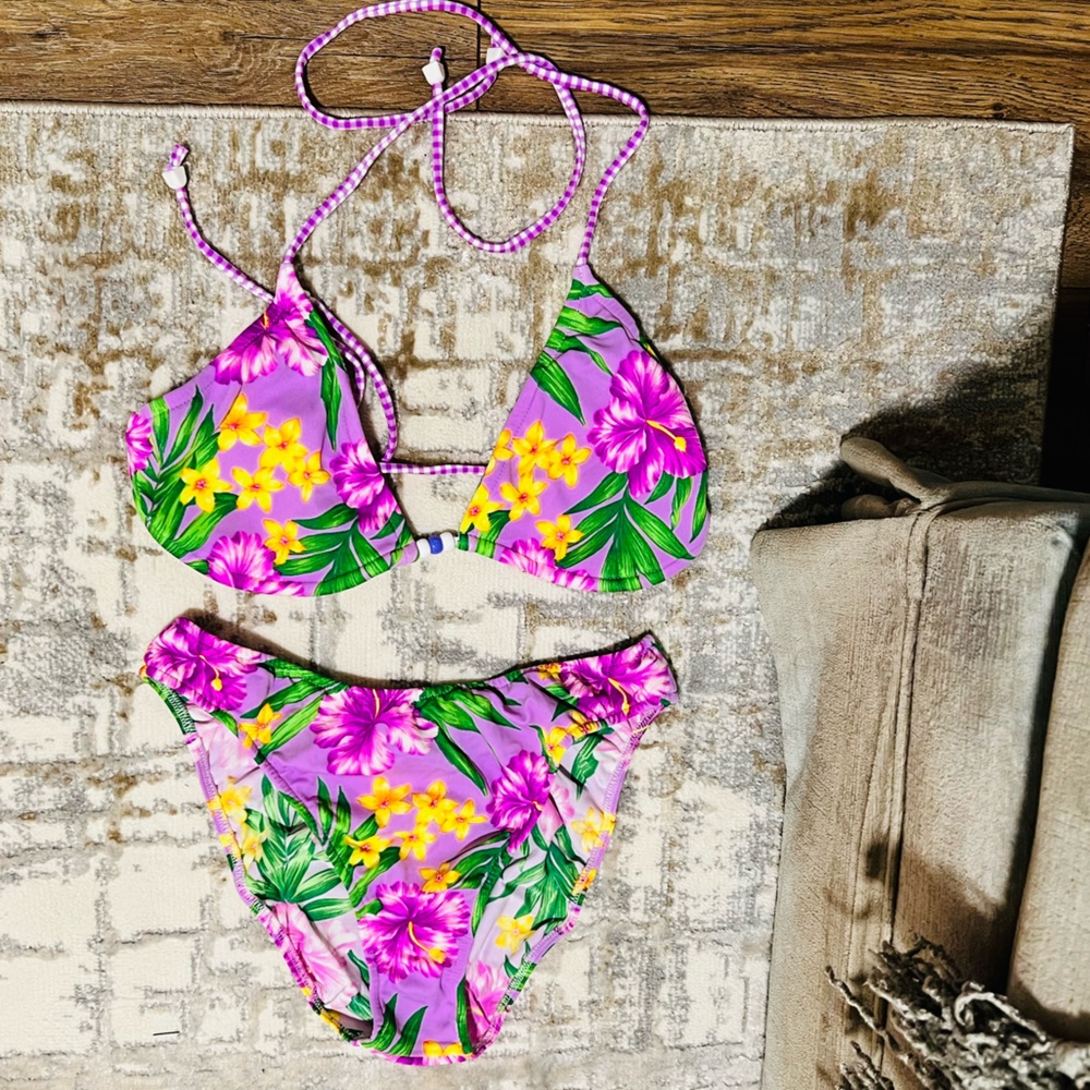 Venus Bikini